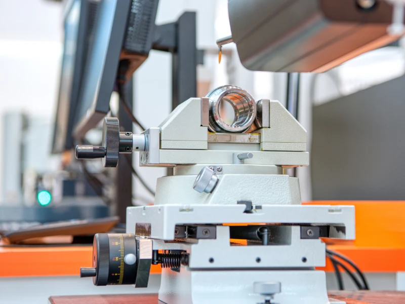 fornitura-ricambi-con-noleggio-macchine-utensili